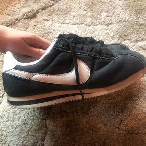 Navy Blue Nike Cortez‘s